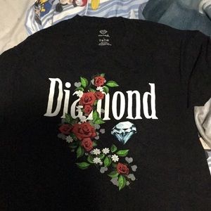Diamond Supply Co.Roses and diamond t-shirt